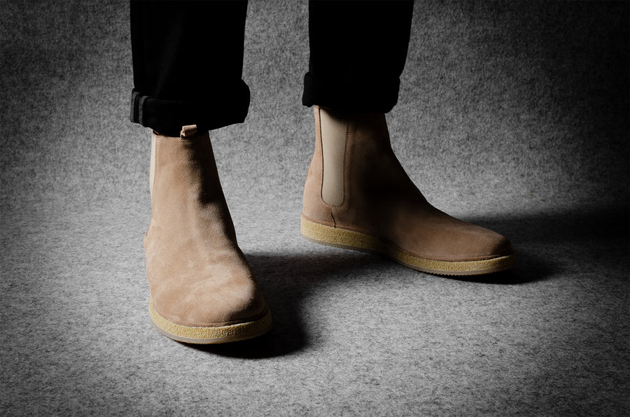 Pure Chelsea Boot . Tobacco