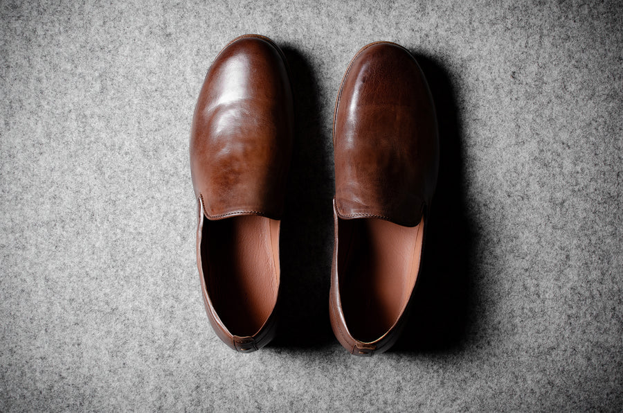 Venetian Loafer . Chestnut
