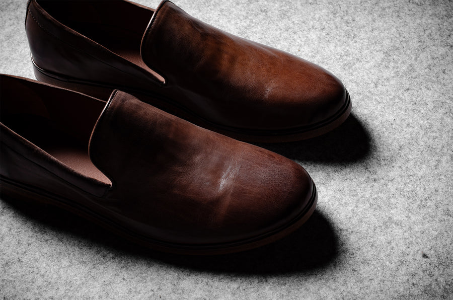 Venetian Loafer . Chestnut