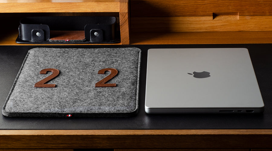 22 MacBook Pro Sleeve