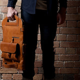 2Laptoptasche aufklappen. Klassisch