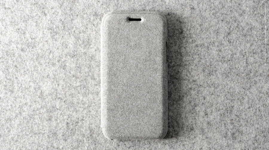 Fuzzy iPhone SE/11 Pro Closed Case . Alcantara