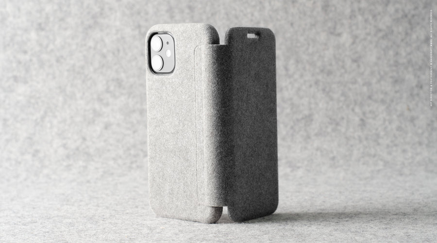 Fuzzy iPhone SE/11 Pro Closed Case . Alcantara
