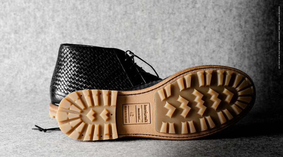 Chukka Boots . Black Woven