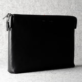 Tiefe MacBook-Hülle. Kohle