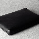 Tiefe MacBook-Hülle. Kohle