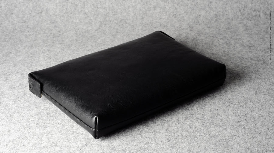 Deep MacBook Case . Coal