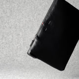 Tiefe MacBook-Hülle. Kohle