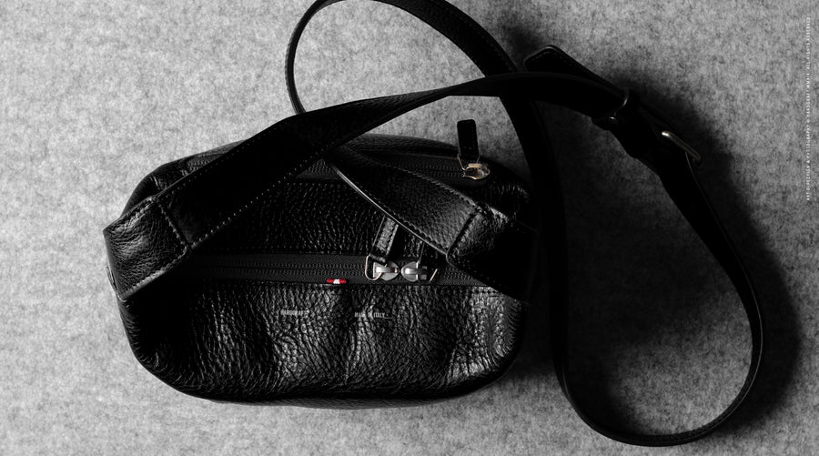Frame Camera Bag . Coal
