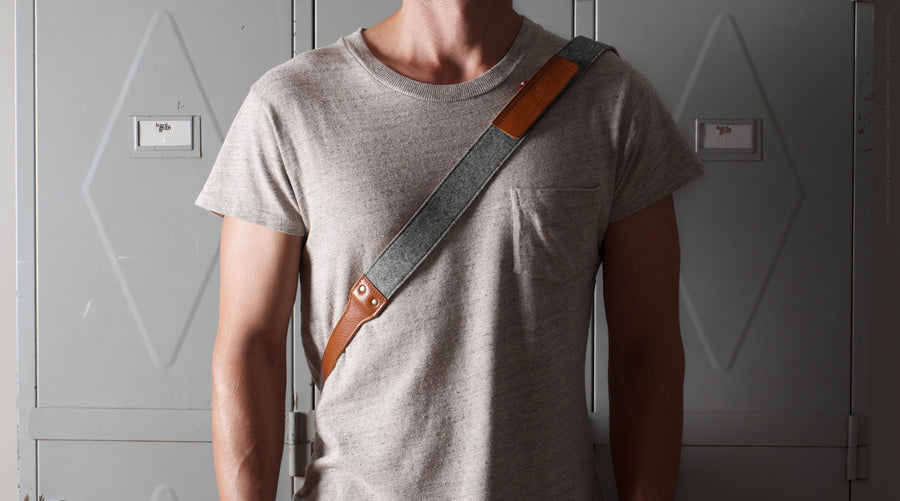 Hang Camera Strap . Classic