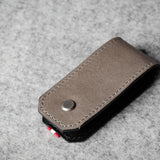 Key Sandwich . Off Grey