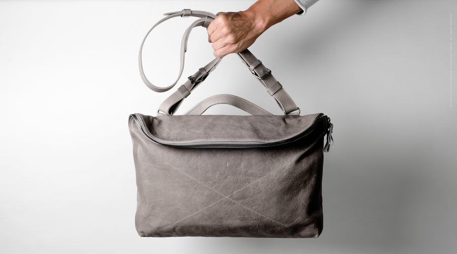 Laidback Messenger . Off Grey