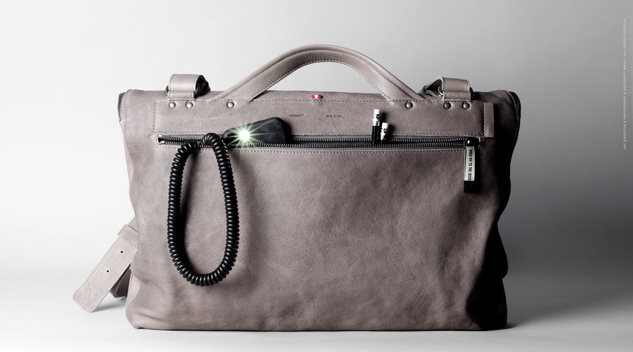 Laidback Messenger . Off Grey