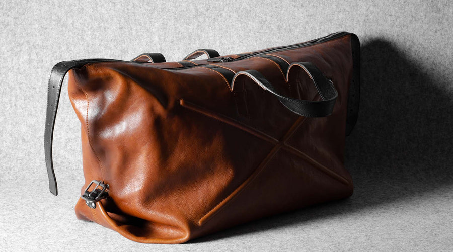 Layover Holdall . Classic Leather