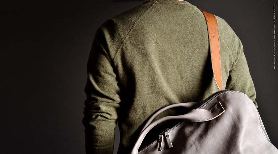 Offhand Shoulder Bag . Off Grey