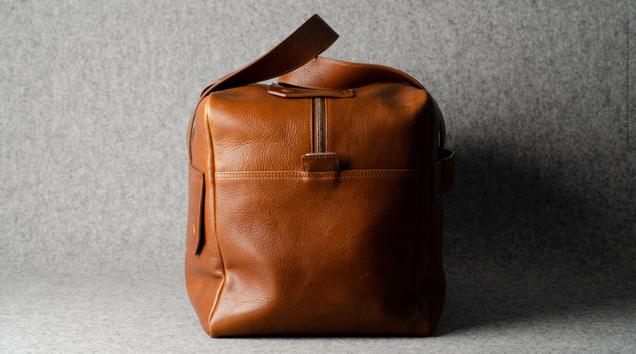 Overhead Holdall Bag . Classic