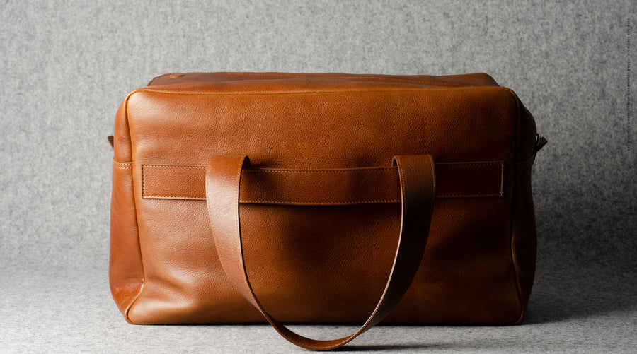 Overhead Holdall Bag . Classic