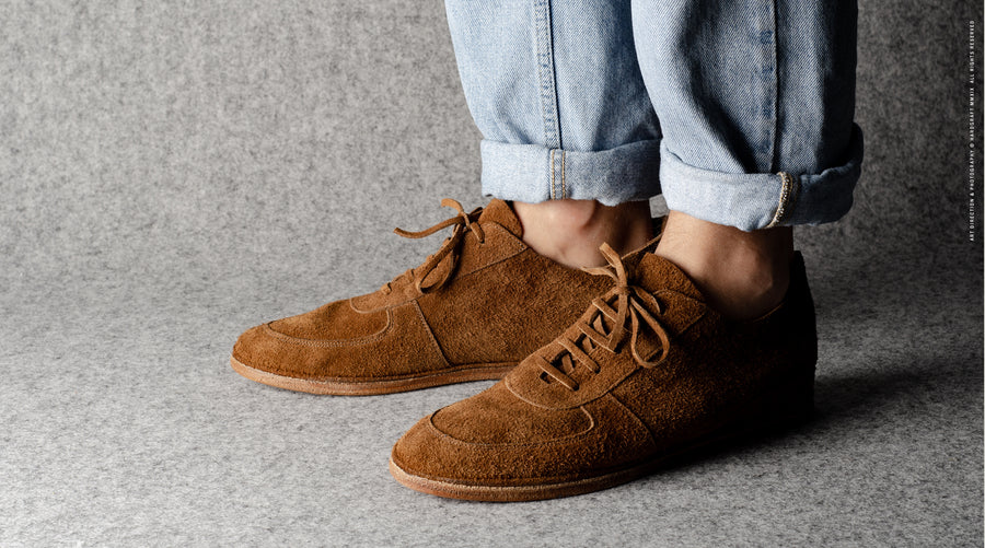 Pure Sneakers . Hairy Brown