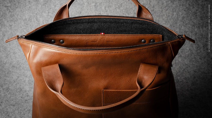 Ad-Lib Shoulder Bag . Classic – hardgraft