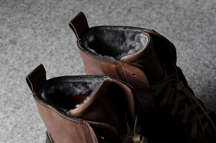 Alpine Duck Boots . Chestnut Black