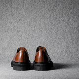 Alpine Derby-Schuhe. Kastanie