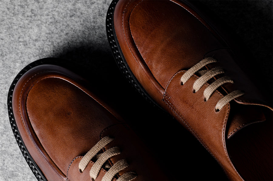 Alpine Derby Shoes . Chestnut