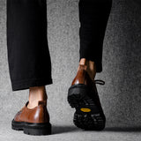 Alpine Derby-Schuhe. Kastanie