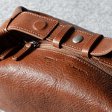 Belted Dopp Kit . Classic