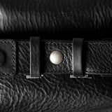 Trousse de toilette avec ceinture. Charbon