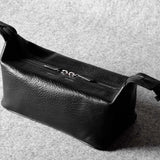 Trousse de toilette avec ceinture. Charbon