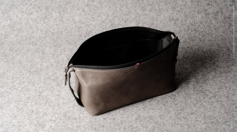 Belted Dopp Kit . Off Grey