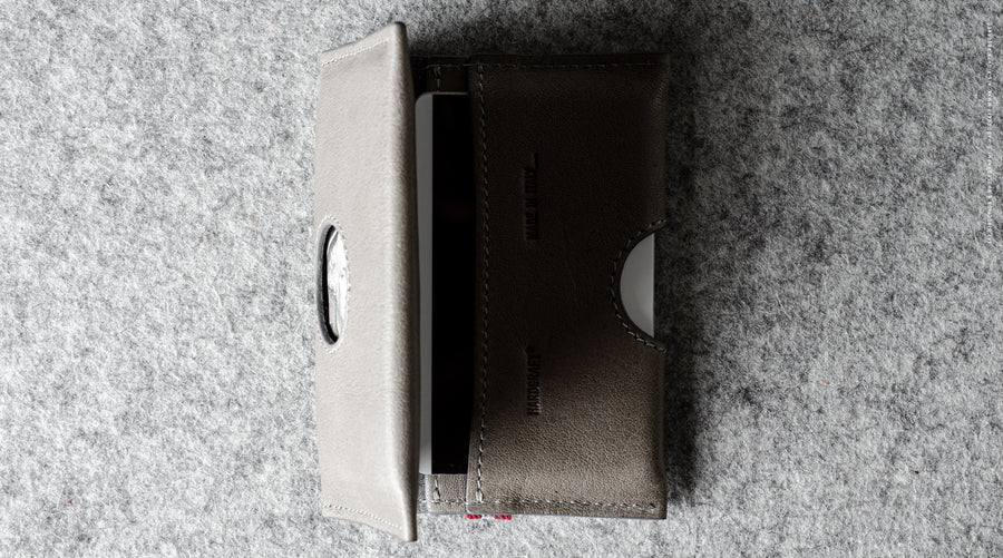 Capable Card Case . Off Grey