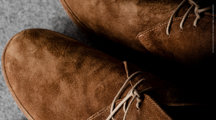 Chukka Boots . Chestnut Suede