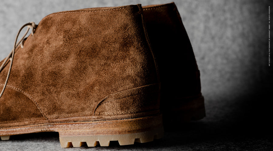 Chukka Boots . Chestnut Suede