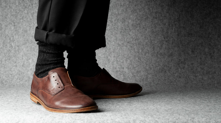 Open Derby Shoes . Chestnut Brown