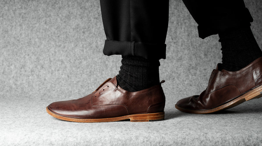 Open Derby Shoes . Chestnut Brown