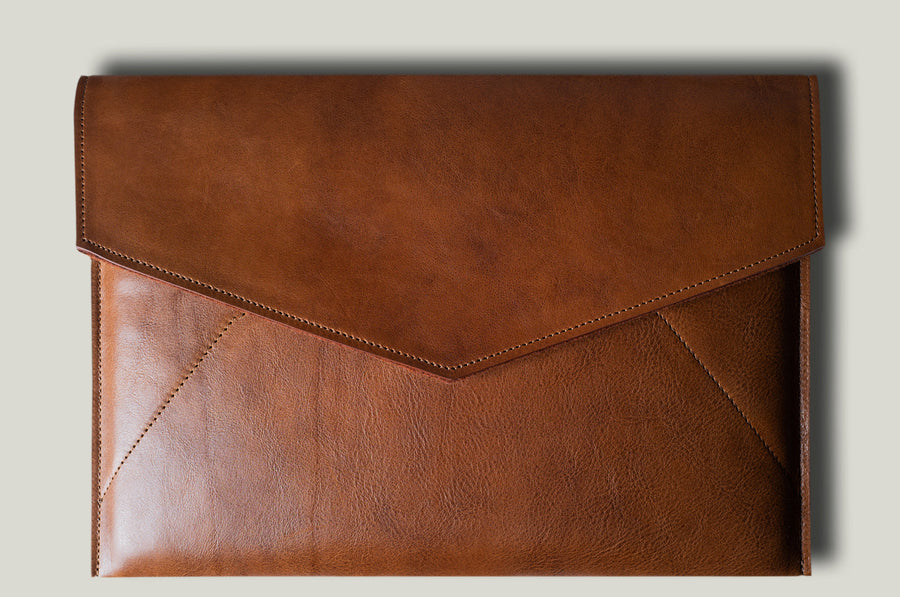Leather Envelope Medium . Classic