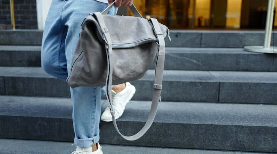 Laidback Messenger . Off Grey