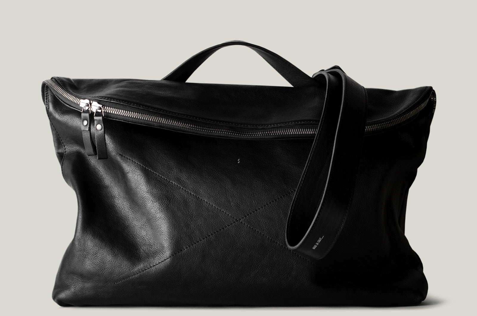 Laidback Messenger Bags – hardgraft