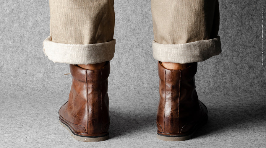 Old School High Top Sneakers . Chestnut