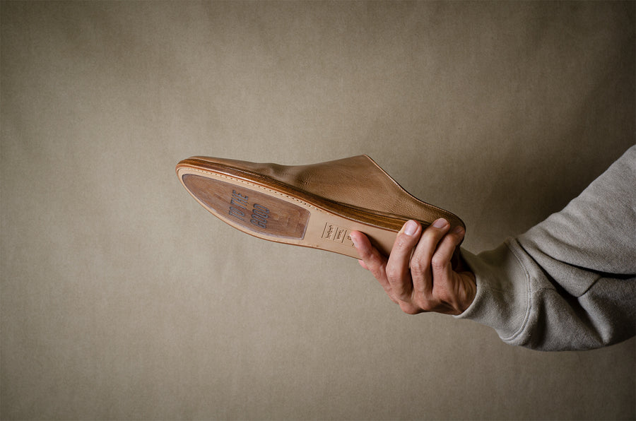 In & Out Slip Ons . Naturale