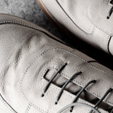 Pure Sneakers . Dirty White