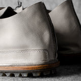 Pure Sneakers . Dirty White