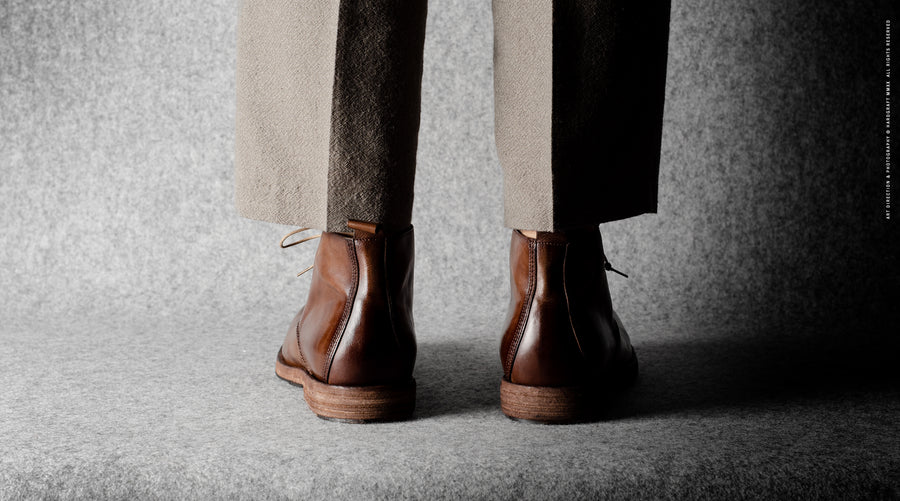 Robuste Stiefel. Kastanie