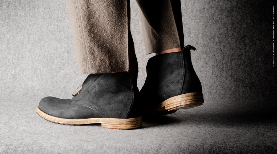 Rugged Boots . Waxed Dusty Black Suede