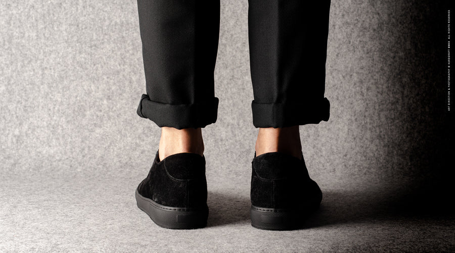 Baskets basses en daim noir